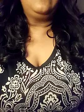 sassy_horny from StripChat is Freechat