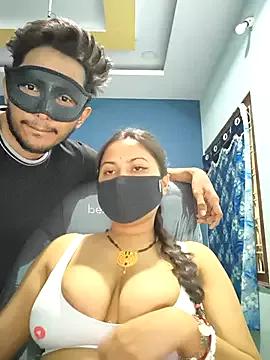 SassyWildCouple from StripChat is Freechat