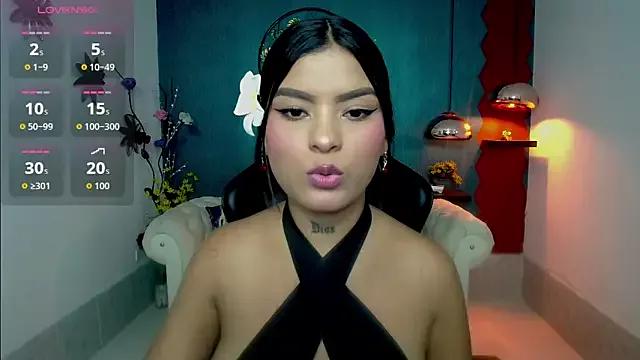 Scandarkmarie from StripChat is Freechat