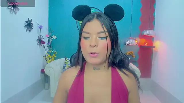 Scandarkmarie from StripChat is Freechat