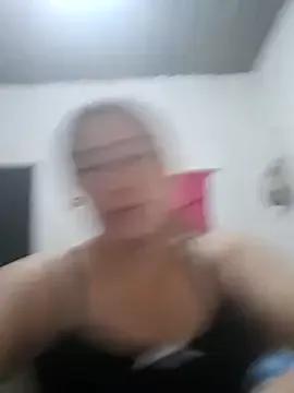 Scarlet_Brown3 from StripChat is Freechat