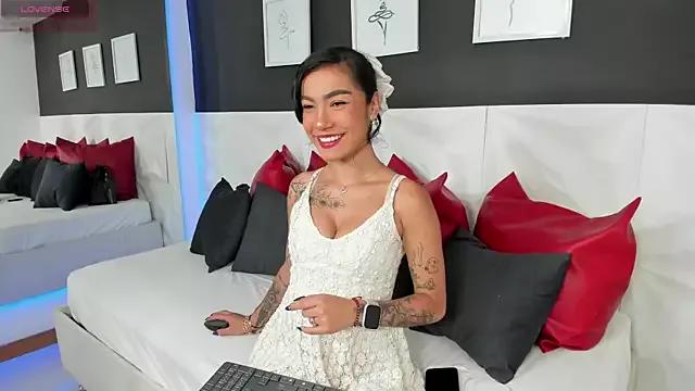 Customizable and immersive - Activate your taste buds and check-out our delicious choice of bondage cams streams with excited models getting their amazing bodies screwed with their beloved sex toys.