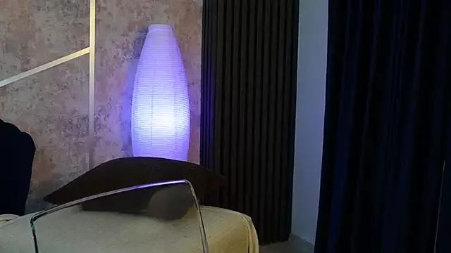 scarleteyes_ from StripChat is Freechat