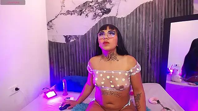 Scarlett_Walker_Bms from StripChat is Freechat