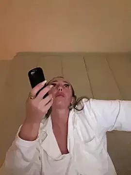 Scotishminx25 from StripChat is Freechat