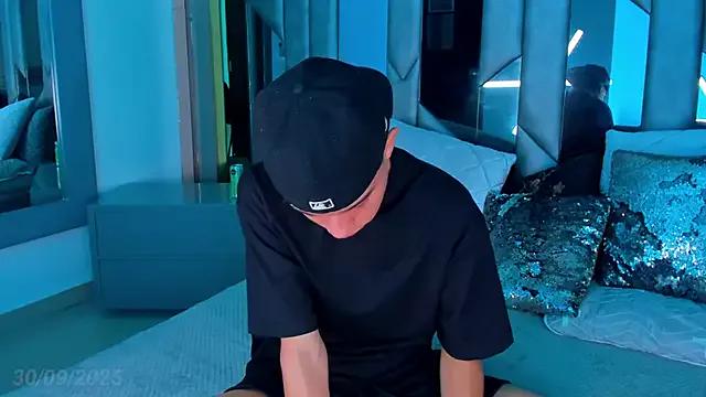 Customizable and immersive - Activate your taste buds and check-out our delicious choice of bondage cams streams with excited models getting their amazing bodies screwed with their beloved sex toys.