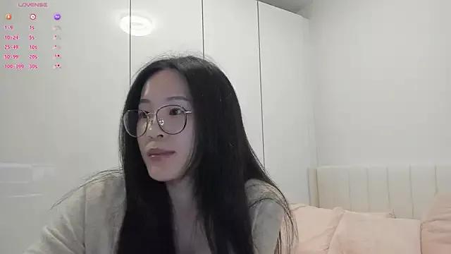 secretgirlfriendxo from StripChat is Freechat