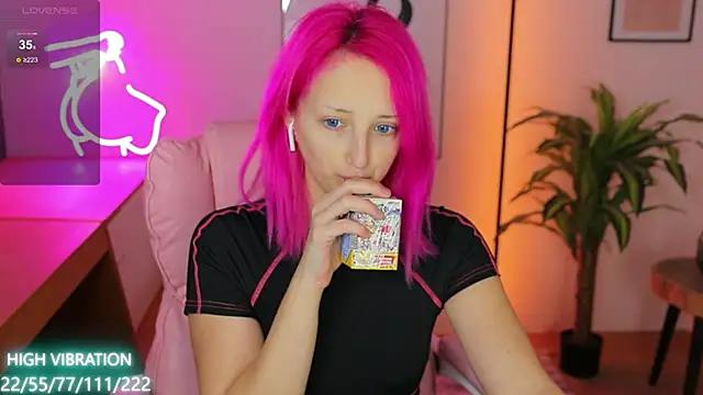 Customizable and immersive - Activate your taste buds and check-out our delicious choice of bondage cams streams with excited models getting their amazing bodies screwed with their beloved sex toys.