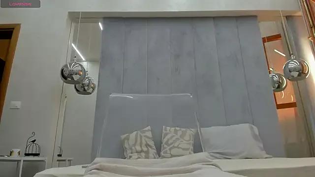 Selina_Moon_ from StripChat is Freechat