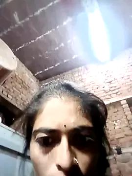 SexyDolly99 from StripChat is Freechat