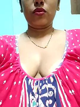 sexyindi_couple from StripChat is Freechat