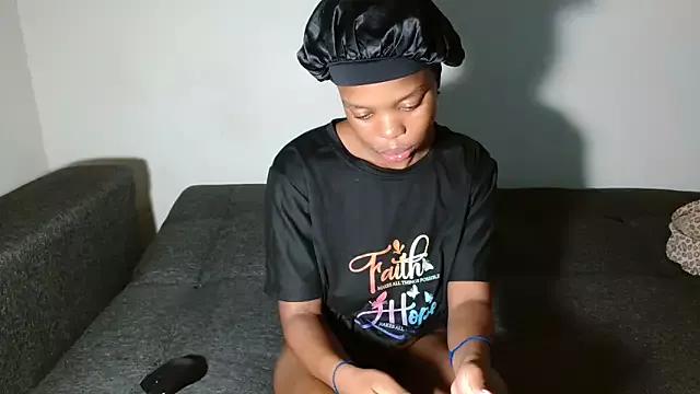 SexyLatoya05 from StripChat is Freechat