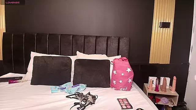 Customizable and immersive - Activate your taste buds and check-out our delicious choice of bondage cams streams with excited models getting their amazing bodies screwed with their beloved sex toys.