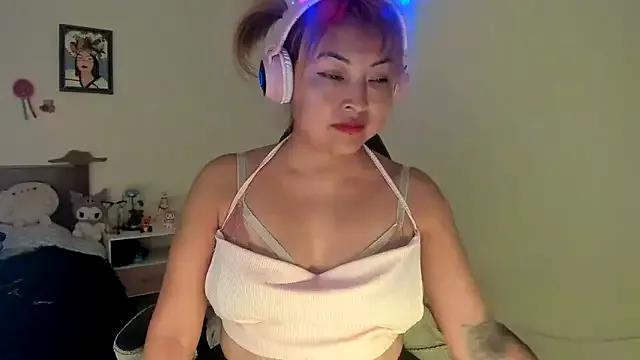 Photos of Shaddycute_ from StripChat is Freechat