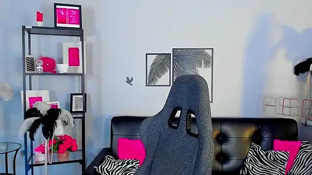 Customizable and immersive - Activate your taste buds and check-out our delicious choice of bondage cams streams with excited models getting their amazing bodies screwed with their beloved sex toys.