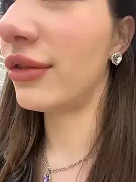 Photos of shy_priincess from StripChat is Freechat