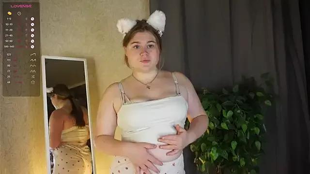 SibleyAllston from StripChat is Freechat