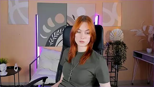 SierraHarper from StripChat is Freechat