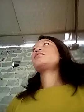simi-lucy from StripChat is Freechat
