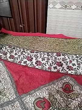 simmi_baby from StripChat
