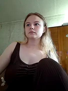 SlipperSherry from StripChat is Freechat