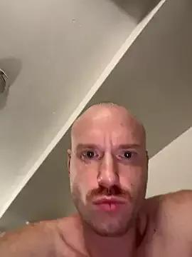 SLUTBR0 from StripChat is Freechat