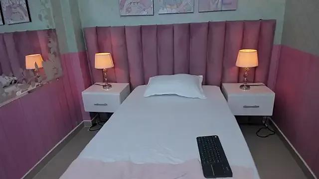 Customizable and immersive - Activate your taste buds and check-out our delicious choice of bondage cams streams with excited models getting their amazing bodies screwed with their beloved sex toys.