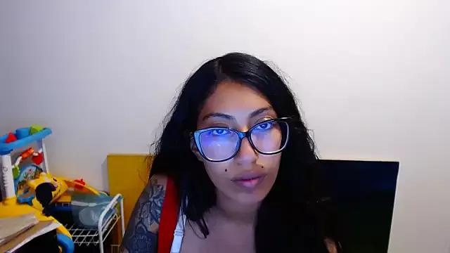 sofia_rosse4 from StripChat is Freechat