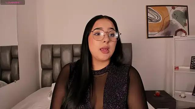 sofiacaramel from StripChat is Freechat