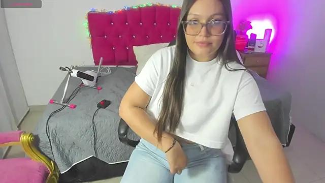 Customizable and immersive - Activate your taste buds and check-out our delicious choice of bondage cams streams with excited models getting their amazing bodies screwed with their beloved sex toys.