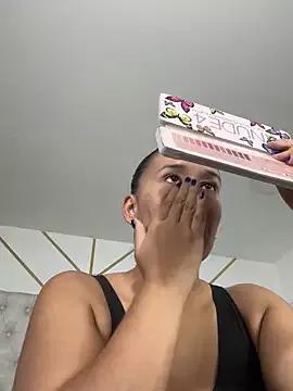 sofiapascalli from StripChat is Freechat