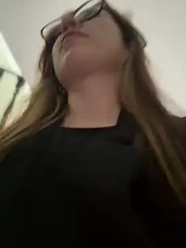 Sofii_gold from StripChat is Freechat