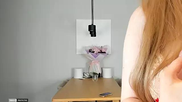 soft_katy from StripChat is Freechat