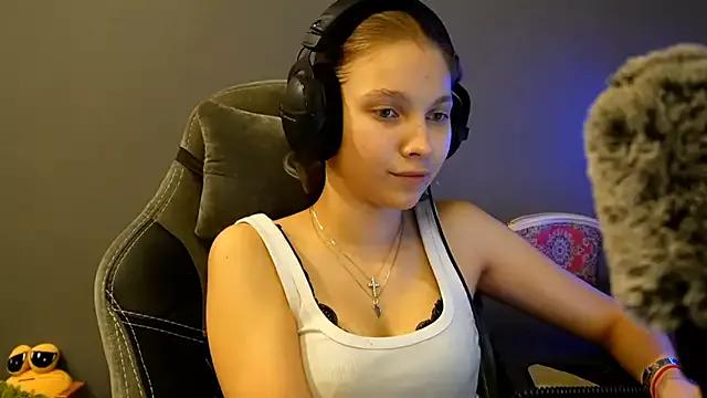 Customizable and immersive - Activate your taste buds and check-out our delicious choice of bondage cams streams with excited models getting their amazing bodies screwed with their beloved sex toys.