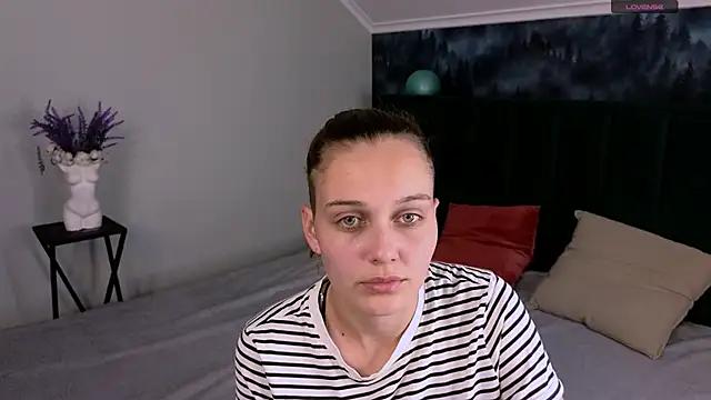 Sonya_Bladee from StripChat is Freechat