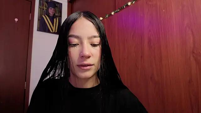 Sophie_bbs from StripChat is Freechat