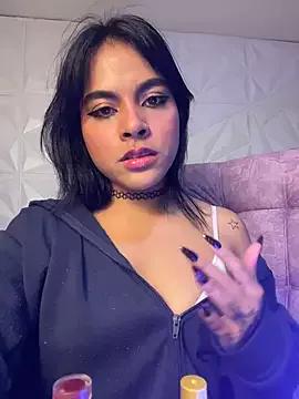 Sophie_wyld from StripChat is Freechat