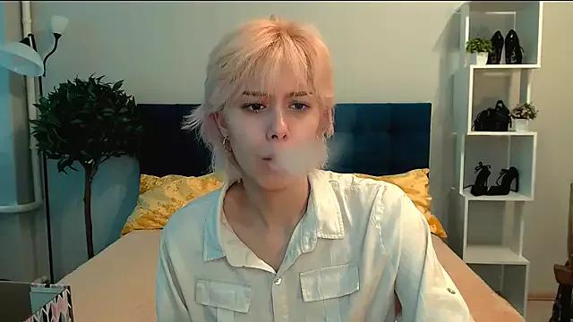 SophieAsh from StripChat is Freechat