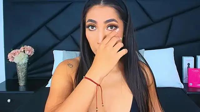 SophieCarther from StripChat is Freechat