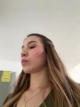 SophieRaily_ from StripChat is Freechat