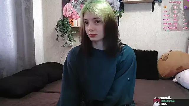 SparkLovers_li from StripChat is Freechat