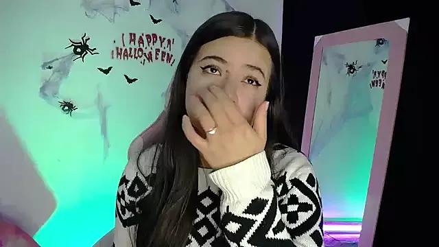 Stepha_babe from StripChat is Freechat