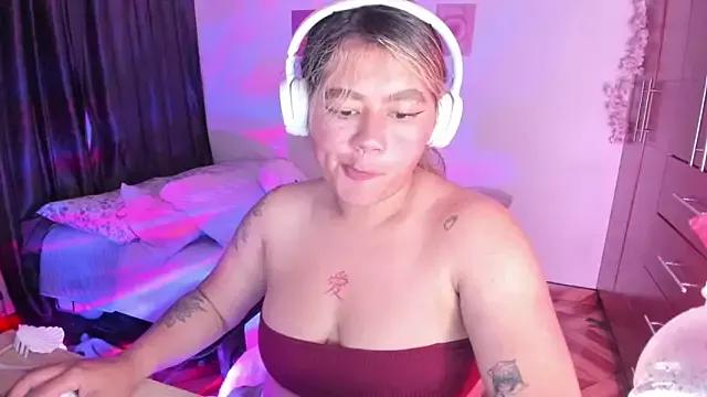 StephaniFox from StripChat is Freechat