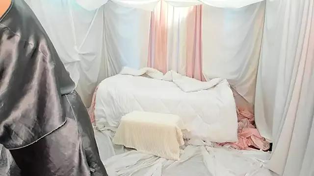 StormyAlex from StripChat is Freechat