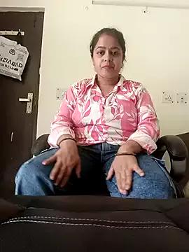 strip_Queen_2218 from StripChat is Freechat
