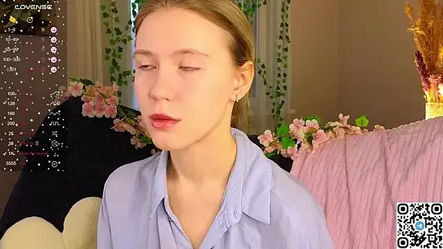 Photos of Succubelle from StripChat is Freechat