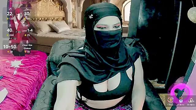 SultanaLayla from StripChat is Freechat