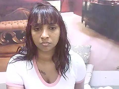 SummerBlaze29 from StripChat