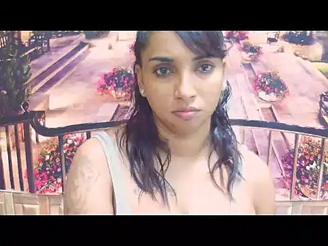 SummerBlaze29 from StripChat