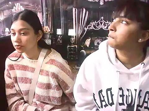 SummerBlaze29 from StripChat